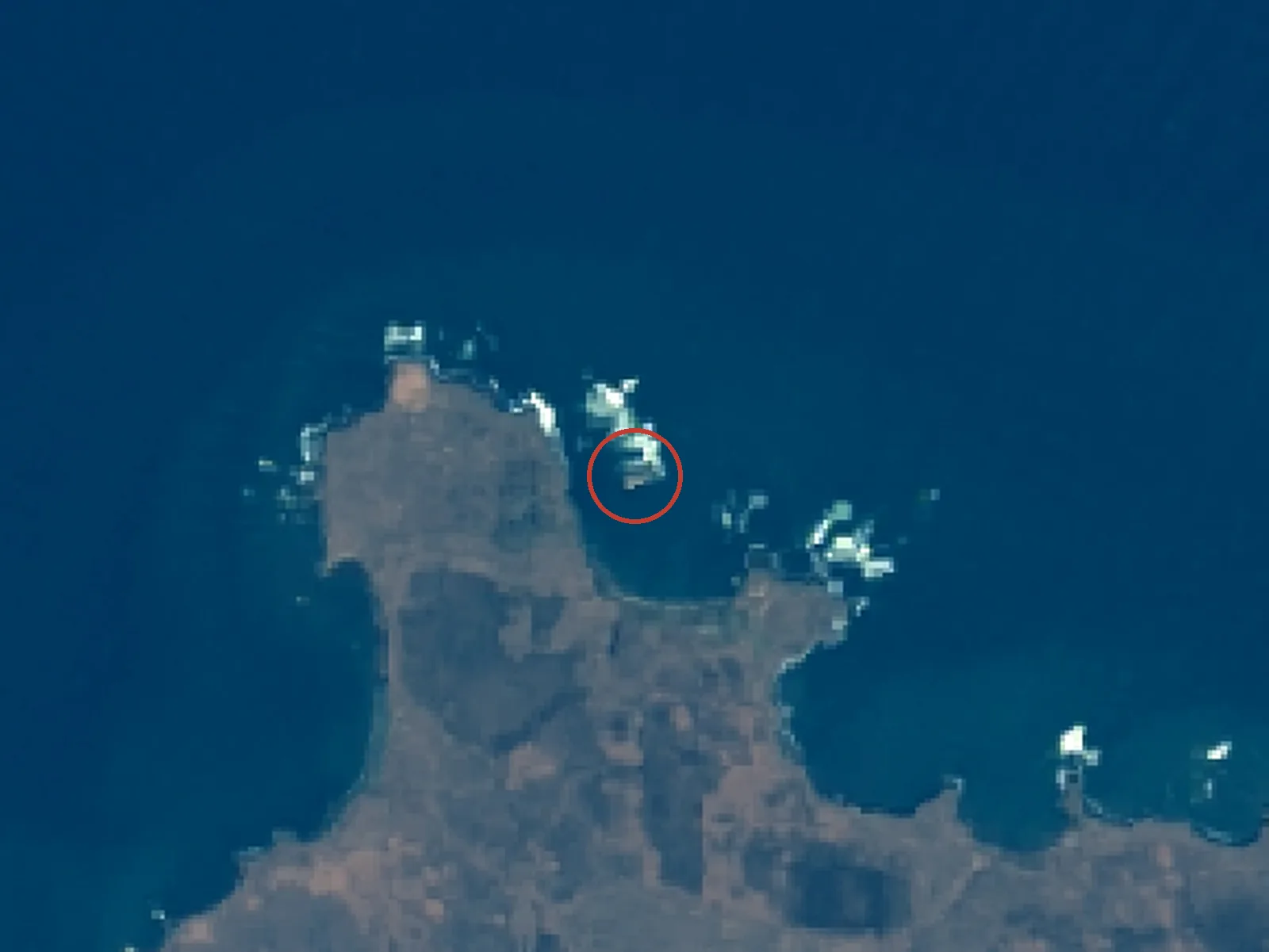 弁天島の衛星画像