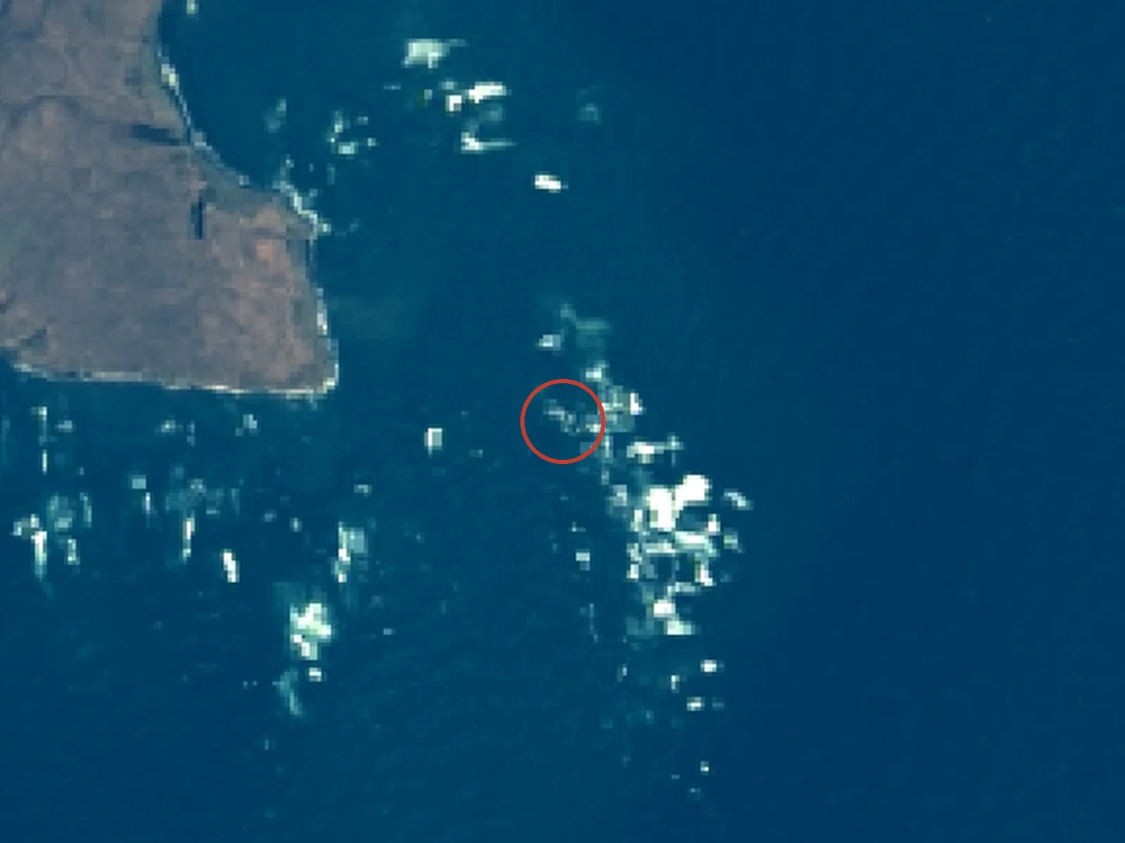 カブ島の衛星画像