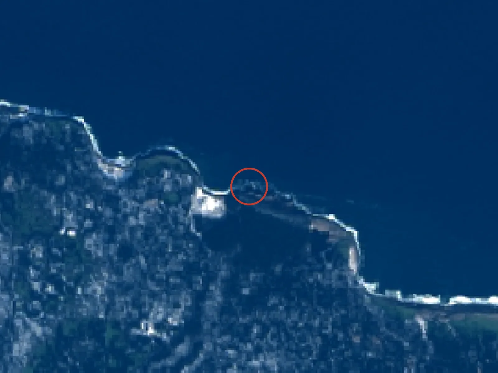 金糞岩の衛星画像