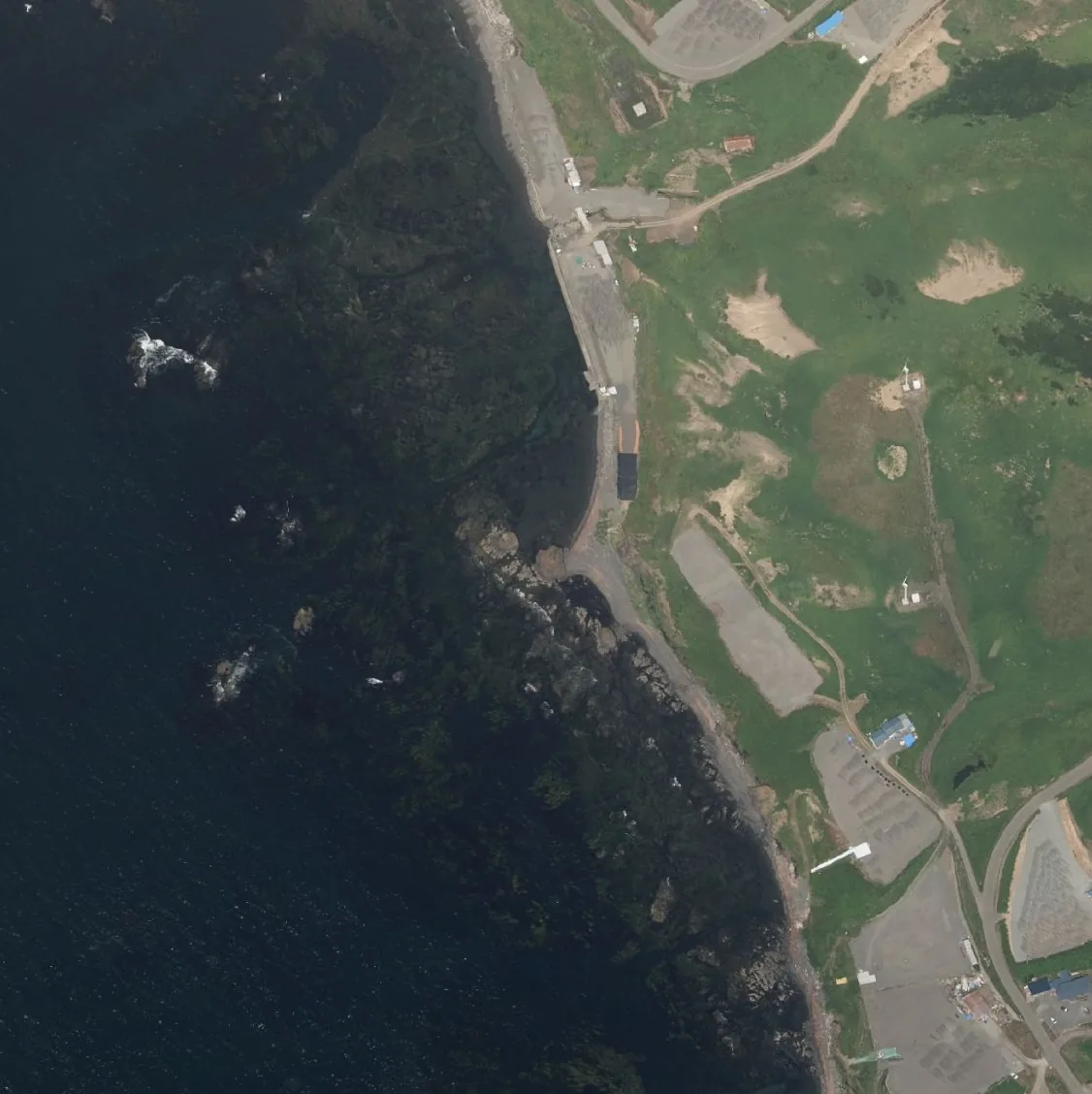 三本岩の航空写真
